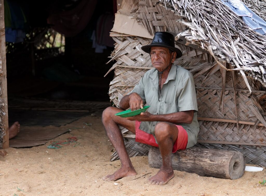 ST (Standard) Sri Lanka – Ravi Ranasinghe (2)